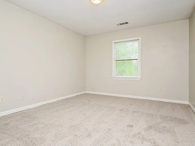 564 Clubhouse Dr SE — Photo 13