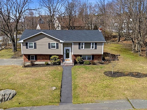 2nd image of 75 Whitehall Ln