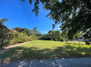 Northern Blvd Track, Miami, FL 33127