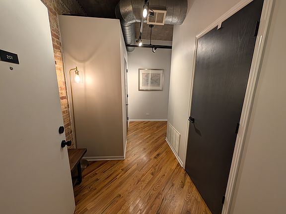 2nd image of 1830 Ridge Ave APT 201