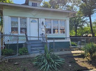 2215 37th St, Pennsauken, NJ 08110