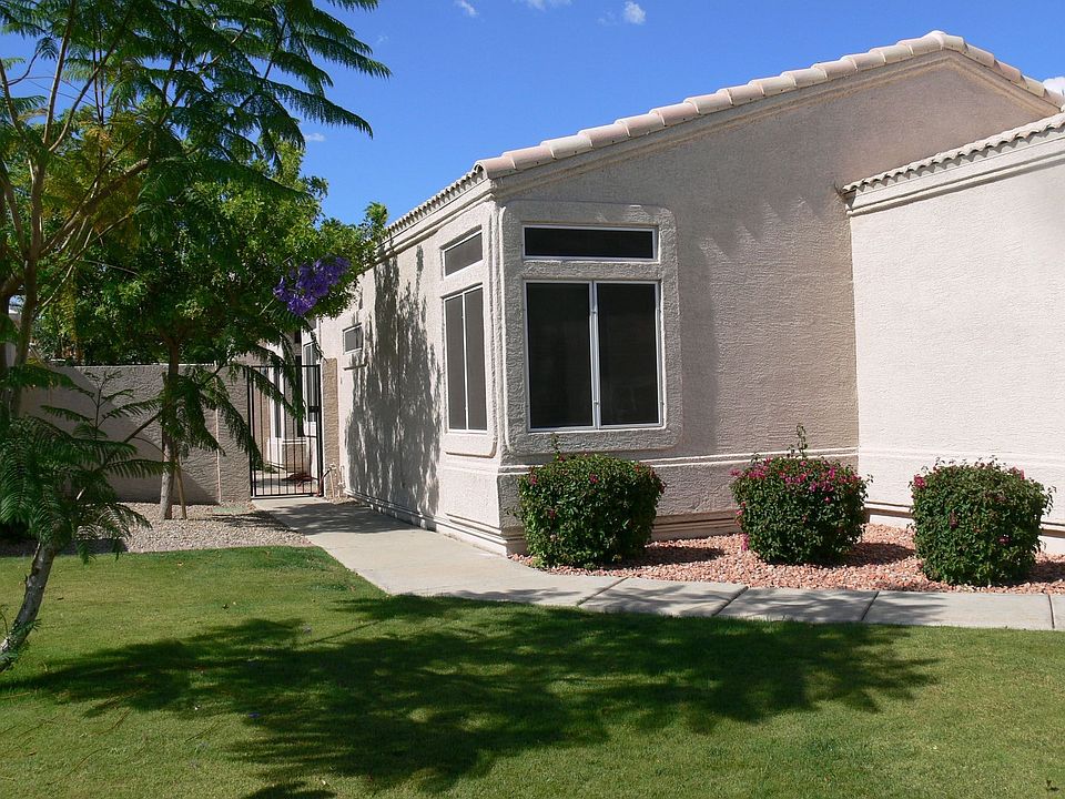 Corner lot