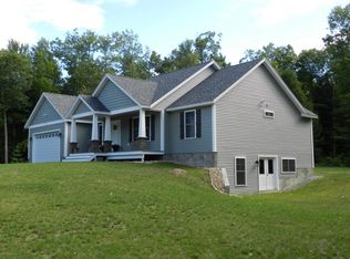 20 Arrowhead Ln, New Ipswich, NH 03071