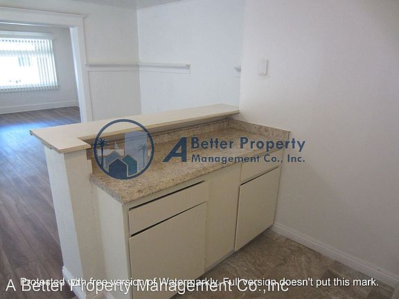 4th image of 642 Chestnut Ave #642