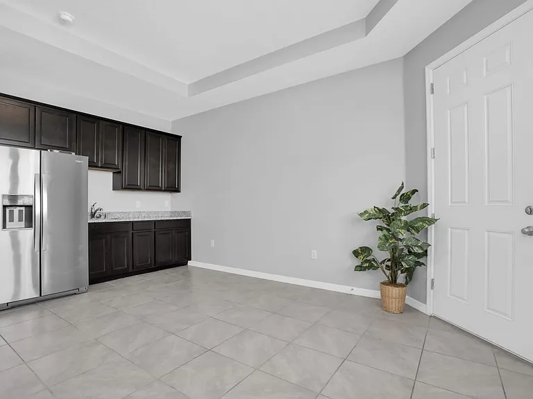 528 Ocean Spray Dr — Photo 7