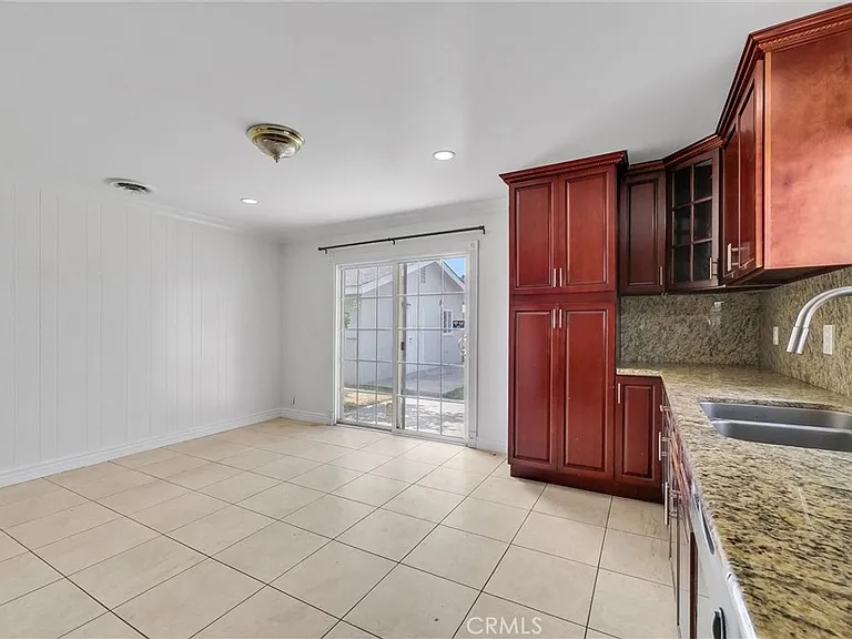 8801 Mays Ave — Photo 9