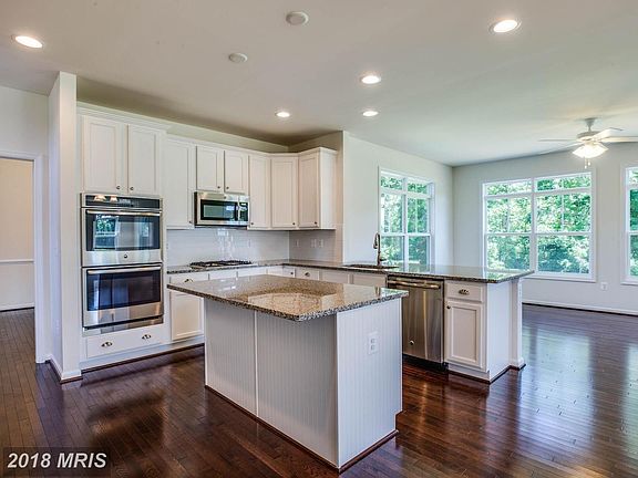 3rd image of 228 Brenthem Farm Dr