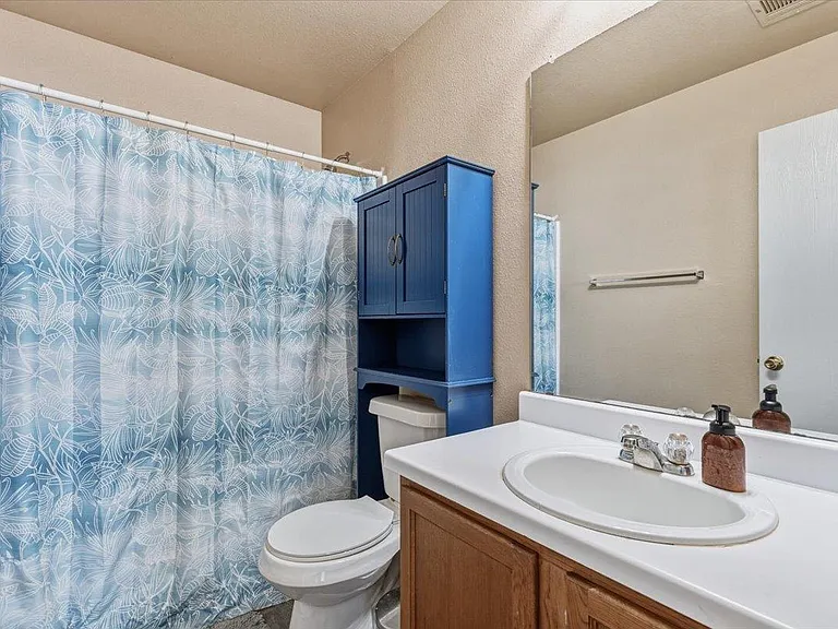 12705 Saint Mary Dr — Photo 21