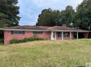 1303 Virginia St, Atlanta, TX 75551