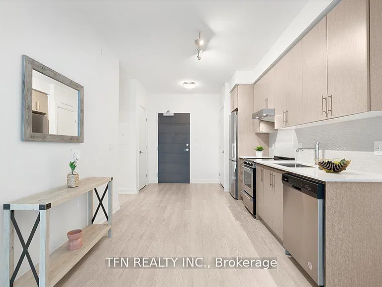 212 King William St #513 — Photo 8