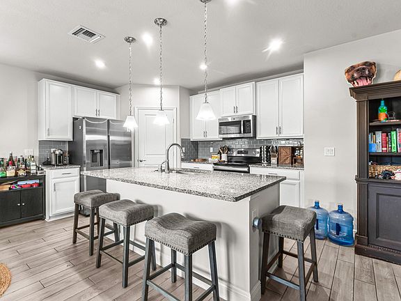 5th image of 11006 SW Pacini Way