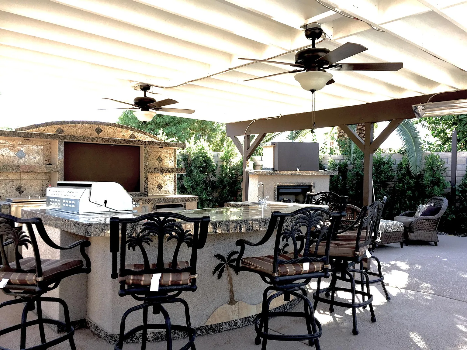 815 N Calle Quetzal — Photo 2