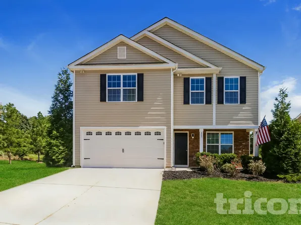 205 Brenett Francis Ct, Charlotte, NC 28214