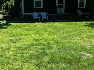 1259 Hope St, Bristol, RI 02809