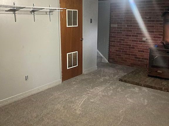 4th image of 2106 Lillian St