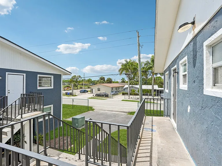 Heritage Palms Apartments — Photo 28