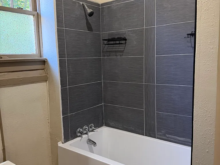 933 SE 45th Ave — Photo 29