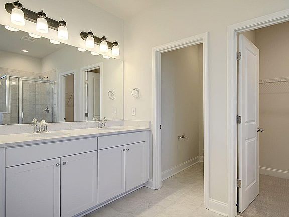 Kershaw Master Bathroom