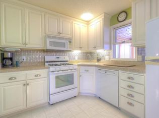 10377 Bluebird St NW, Coon Rapids, MN 55433