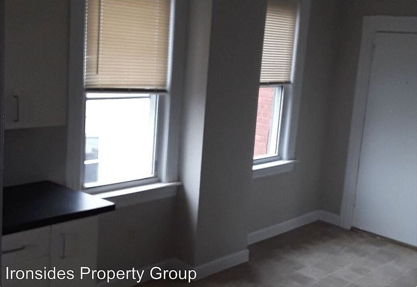 21 Dale Street 21 Dale St Chicopee MA Zillow