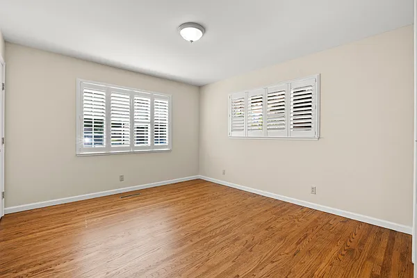 5525 Amby Dr — Photo 14