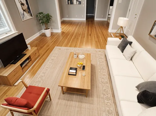 Extremely spacious 2-bedroom Apartments!