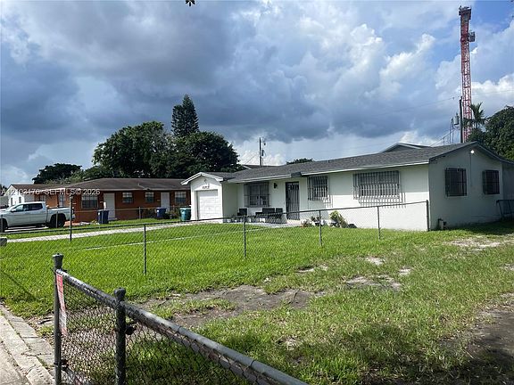 2nd image of 10759 SW 7th St