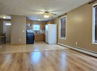 43 Prince St FLOOR 2, Pawtucket, RI 02860
