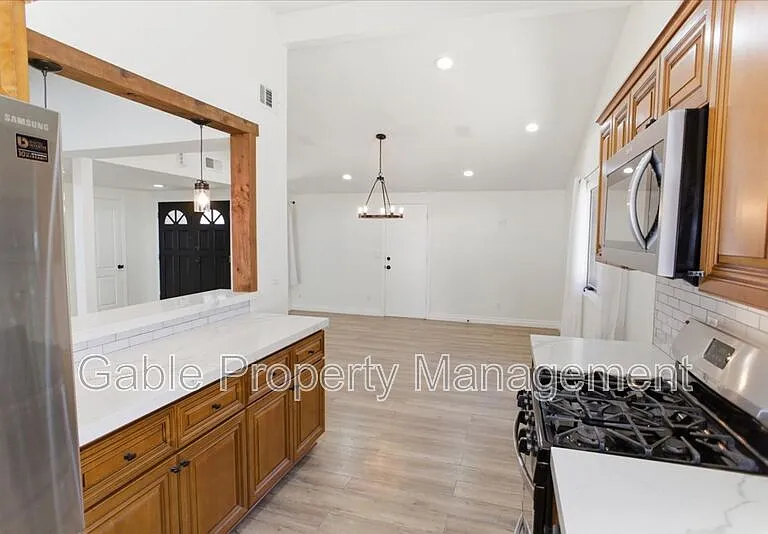 28136 Bakerton Ave — Photo 6