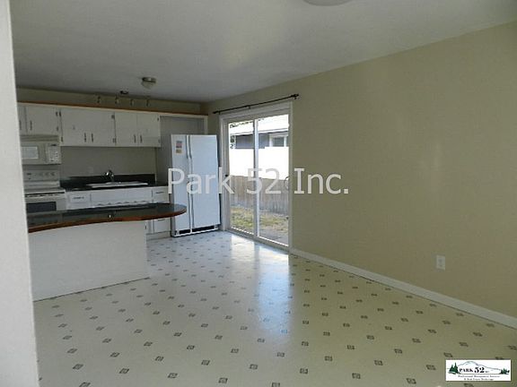 3rd image of 5413 N 40th St