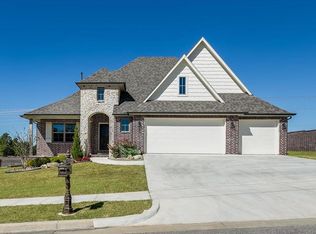 2406 W Tucson Ct S, Broken Arrow, OK 74011