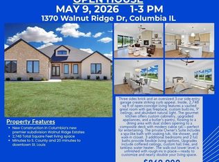 1370 Walnut Ridge Dr, Columbia, IL 62236