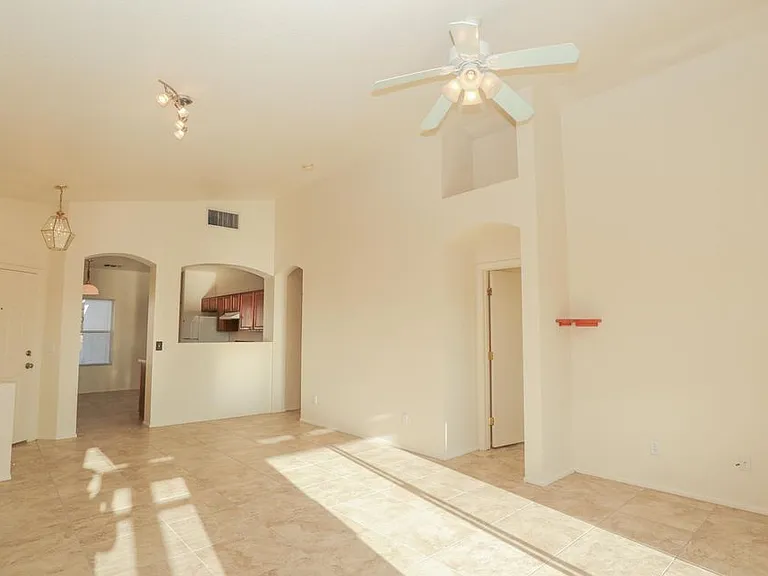 9258 E Muleshoe St — Photo 3