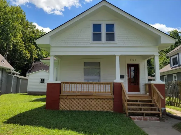 3020 Jules St, Saint Joseph, MO 64501