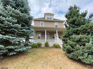 86 Maple Ave, Dover, NJ 07801