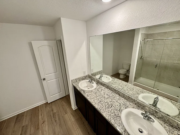10818 Emerick St — Photo 23
