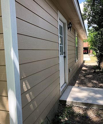 4th image of 107 Applebee St