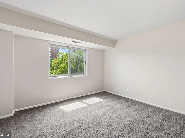5340 Holmes Run Pkwy #704 — Photo 26