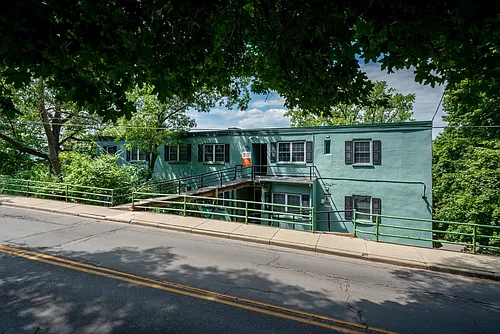 934 Stewart Ave Photo 1