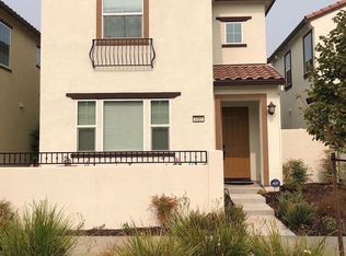 1005 Chapelhill Ln, Roseville, CA 95747