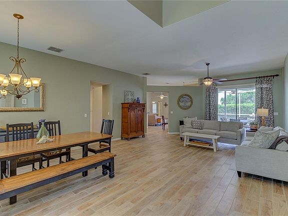 4th image of 5110 Twin Creeks Dr