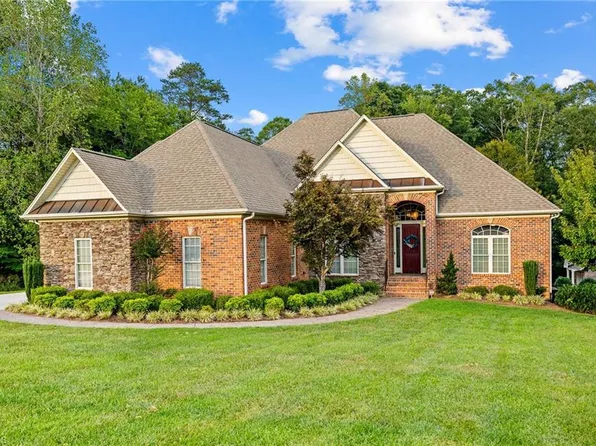 6019 Marion Point Ct, Belews Creek, NC 27009