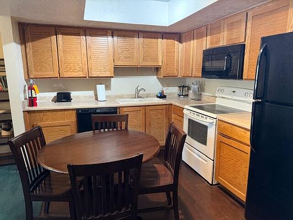 5th image of 150 W Ridge View St #219