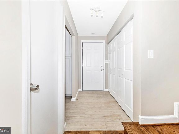2nd image of 846 Azalea Dr