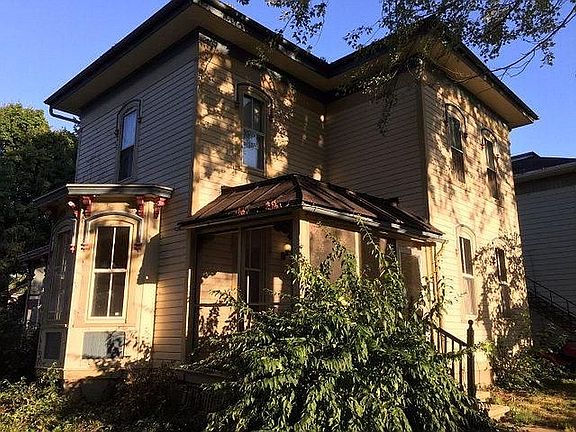 2nd image of 530 S East St