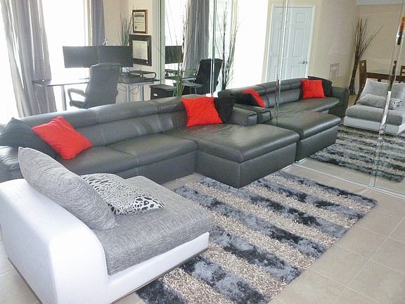 3rd image of 5401 Collins Av 415 #415