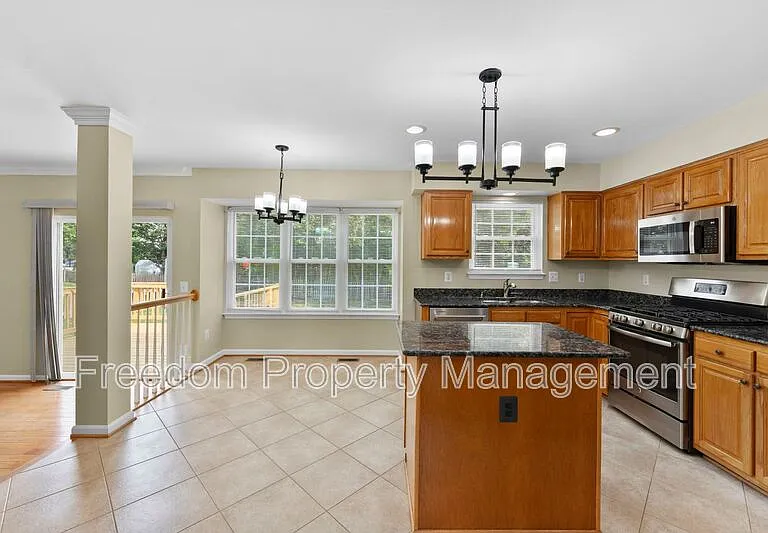9140 Worthington Dr — Photo 26