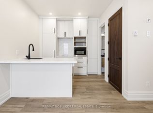 108 Enderby Rd #5, Toronto, ON M4E2S5