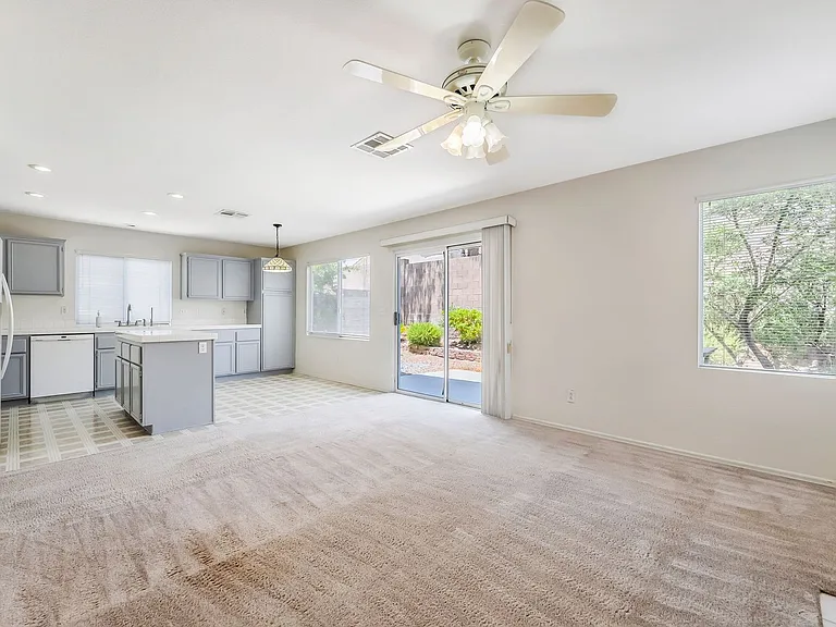 9888 Sparrow Ridge Ave — Photo 7