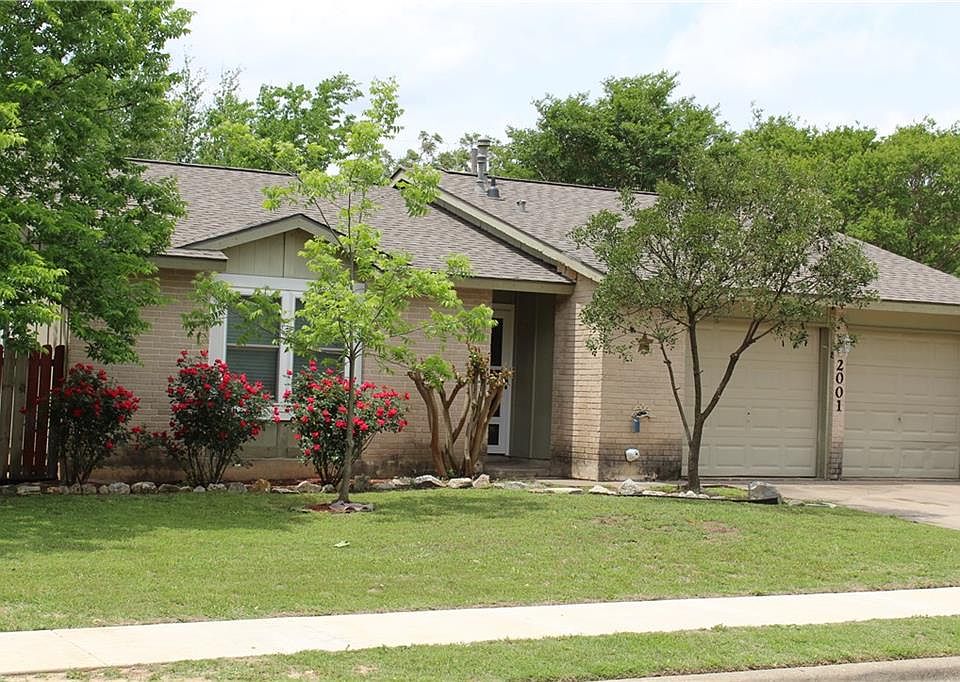 1st image of 2001 Denfield Dr